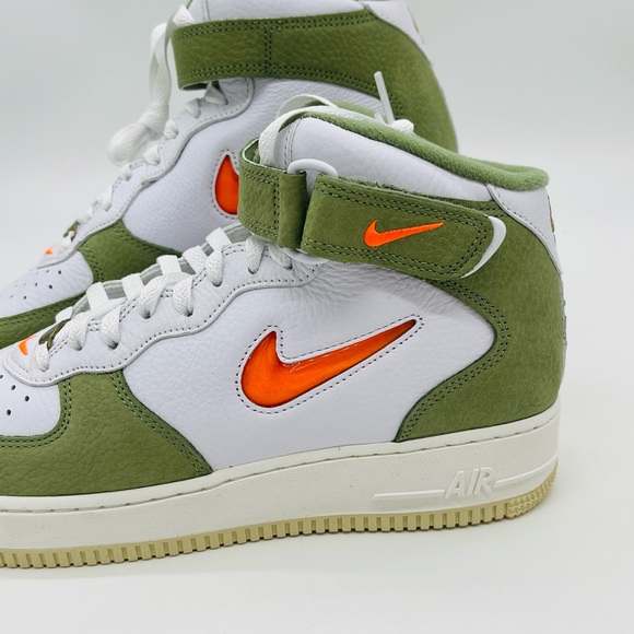 Nike Air Force 1 Mid QS Shoes - Picture 5 of 8